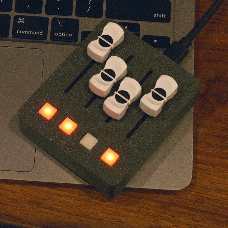 EM-PO2 MIDI Controller – 4 Fad - Audio Music Production recension och pris
